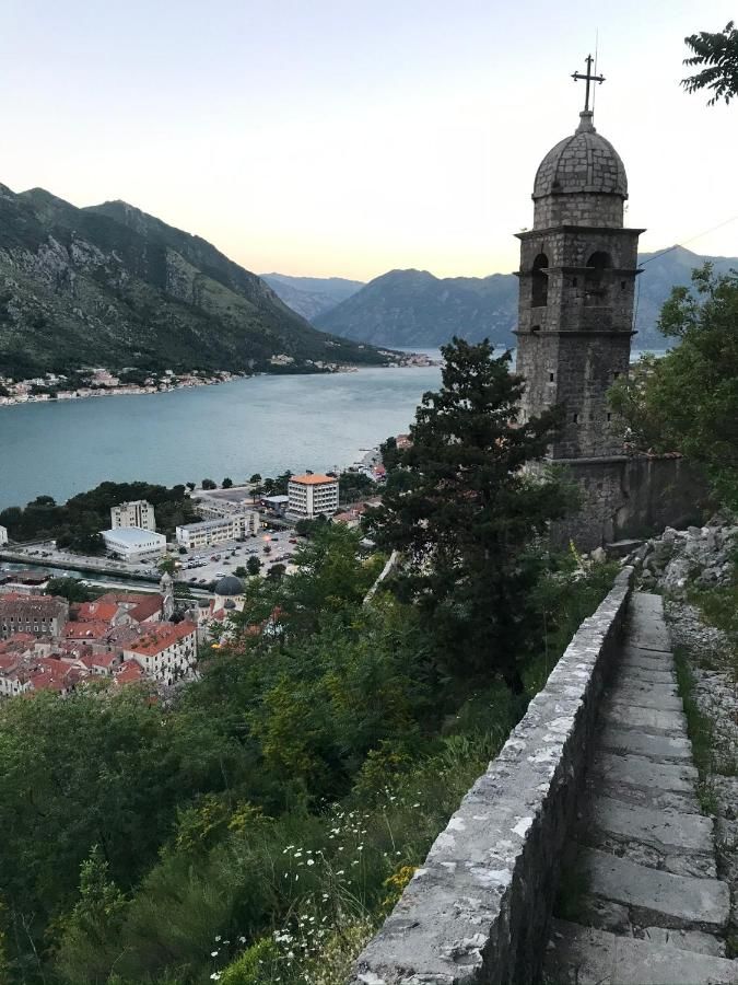 Апартаменты Romantic Rooftop View Hideaway- Old Town Nr 404 Котор-18
