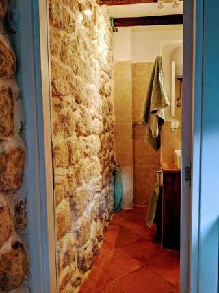 Апартаменты Romantic Rooftop View Hideaway- Old Town Nr 404 Котор Апартаменты с 1 спальней-21
